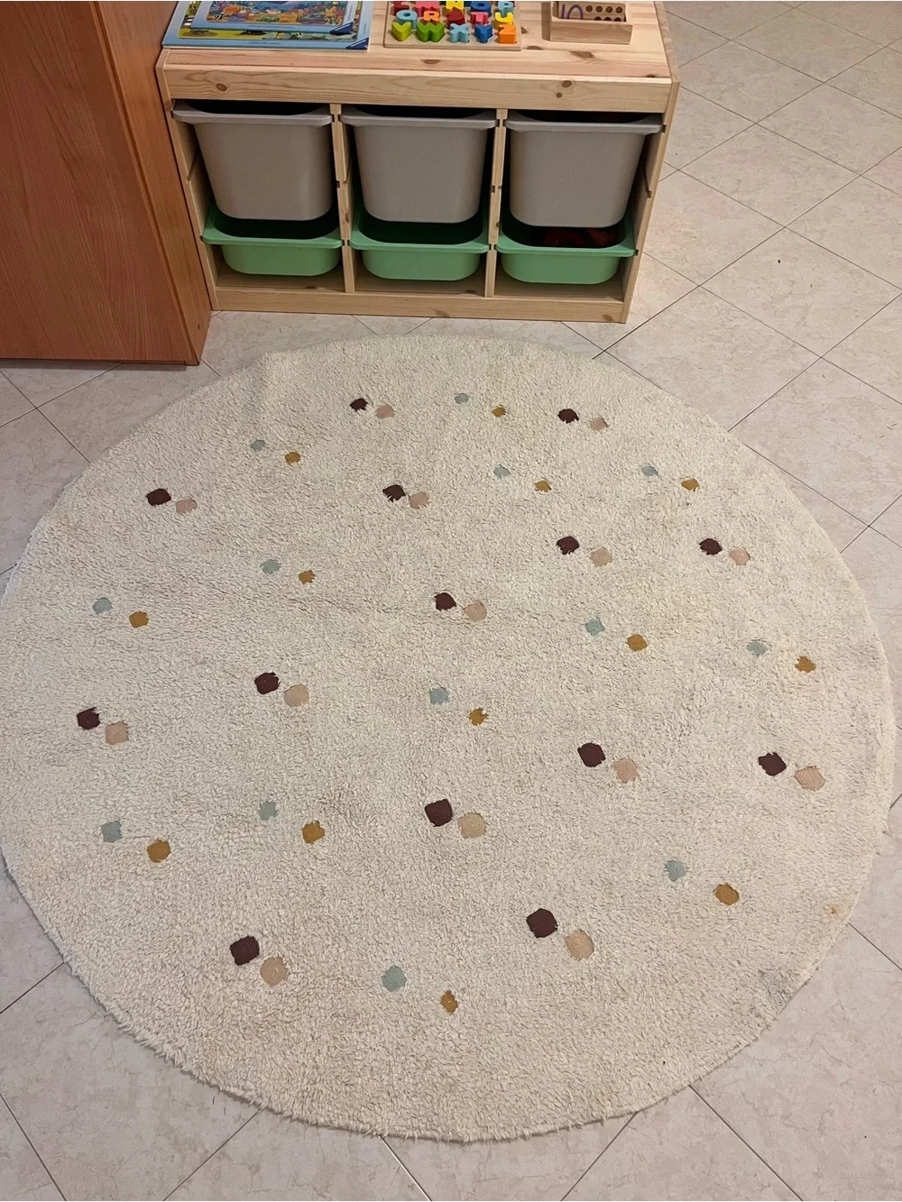 Zara kids Neutral Dot Round Bath Rug - Cream with Multicolor Dots
